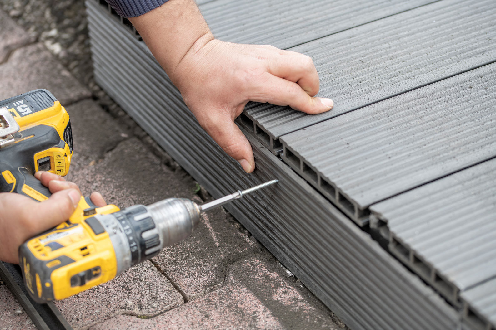 galway-composite-decking